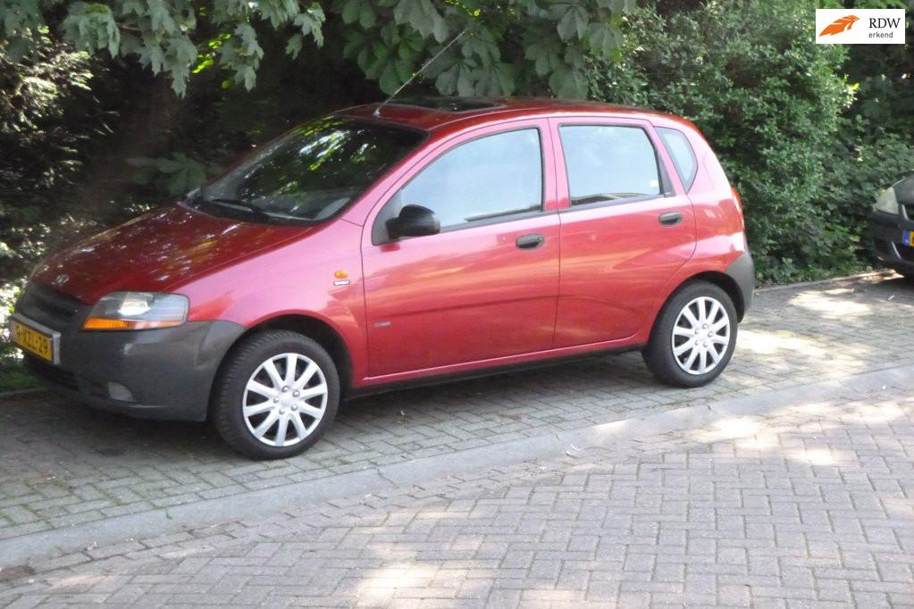 Daewoo Kalos 1.2 Ace 4drs 14 mnd APK! Rijdt PERFEKT!, Auto's, Daewoo, Voorwielaandrijving, 1150 cc, 15 km/l, Gebruikt