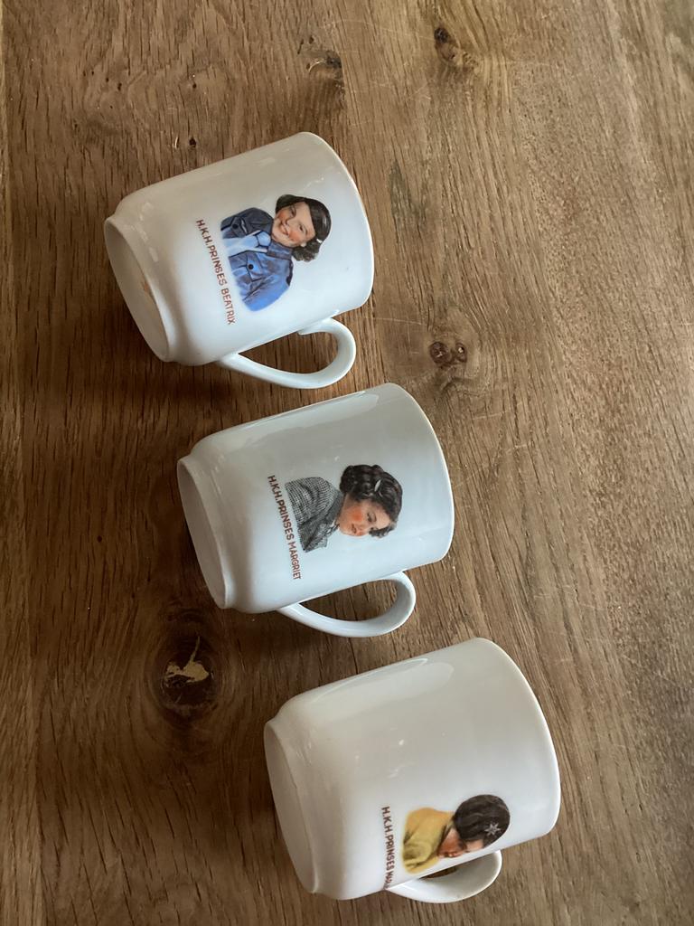 Bekers, Verzenden, Zo goed als nieuw