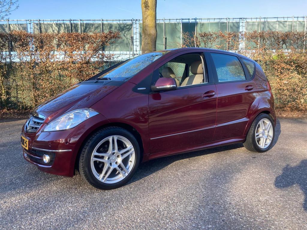 Mercedes-Benz A-Klasse 160 Elegance (bj 2010, automaat), Auto's, 15 km/l, 4 cilinders, Origineel Nederlands, 1000 kg