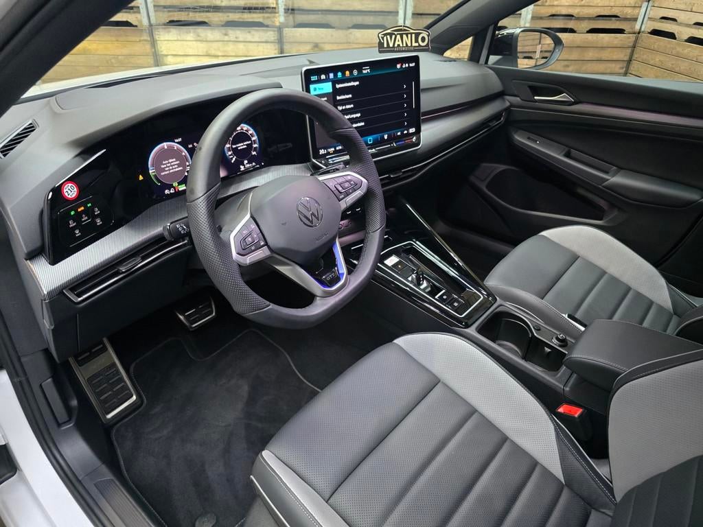 Volkswagen GOLF 1.5 eHybrid GTE Leder "vienna"Led IQ Lights, Auto's, Volkswagen, 77 km/l, 4 cilinders, Parkeerassistent, Wit