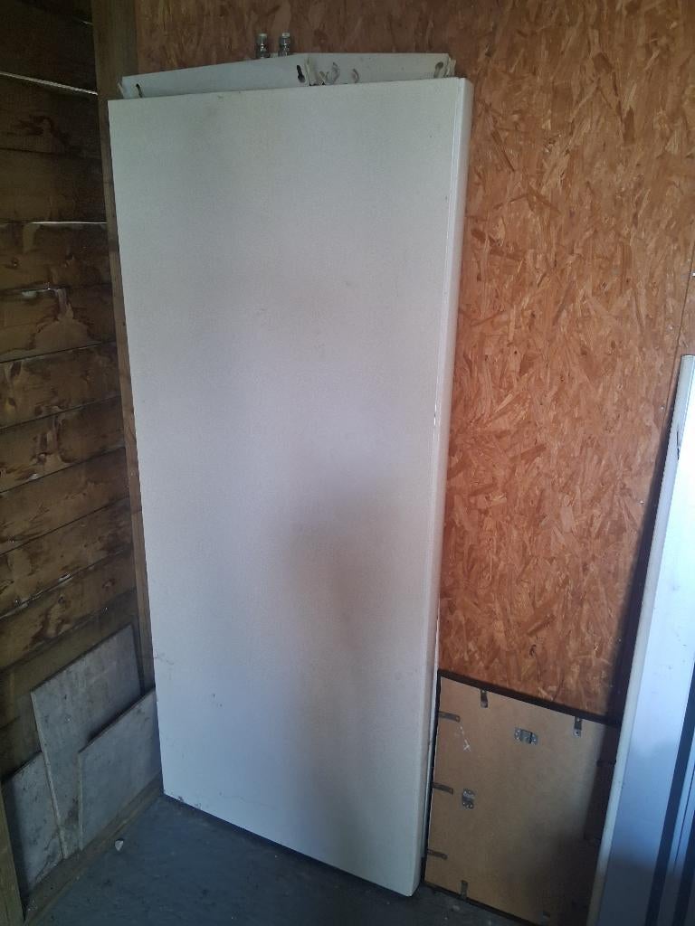 Design radiator 75 cm bij 180cm, Doe-het-zelf en Verbouw, Verwarming en Radiatoren, Ophalen, Radiator, Zo goed als nieuw, 60 tot 150 cm