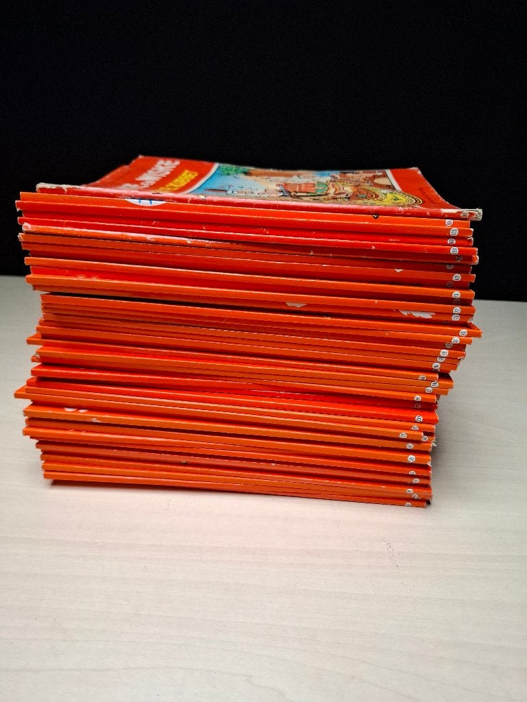 43 Suske en Wiske stripboeken – rode reeks, Meerdere stripboeken, Ophalen of Verzenden, Gelezen