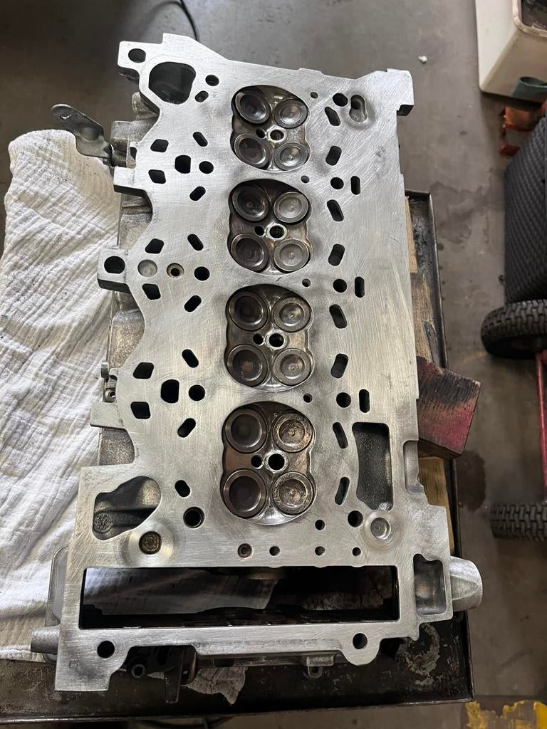 Cilinderkop BMW E90, Ophalen of Verzenden, BMW