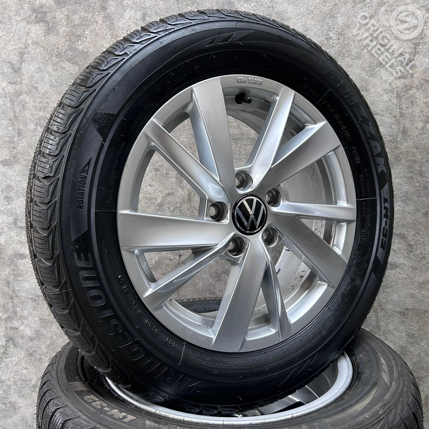 Diversen 16 inch velgen + winterbanden VW Passat T-roc Caddy, Gebruikt, -, Banden en Velgen, -
