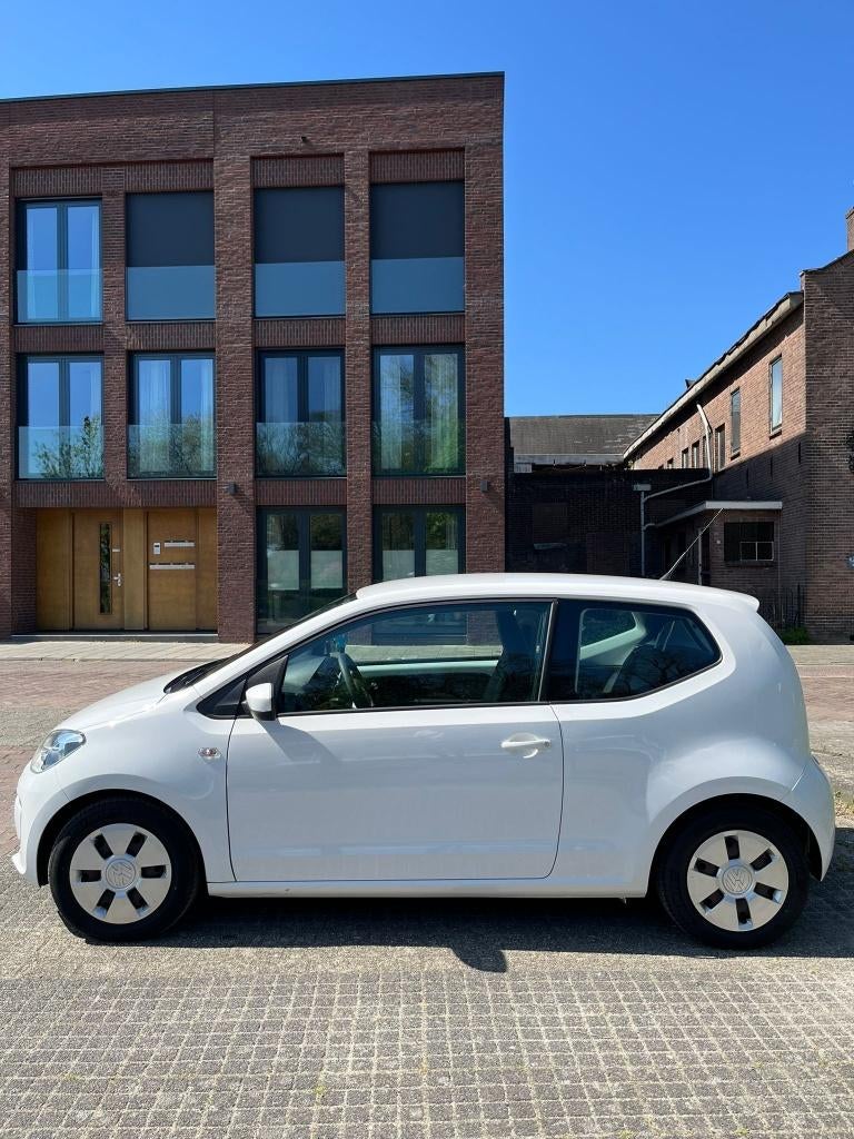 Volkswagen up! 1.0 44KW 2013 Wit APK 7-06-2027, Auto's, Voorwielaandrijving, Euro 5, Stof, 840 kg