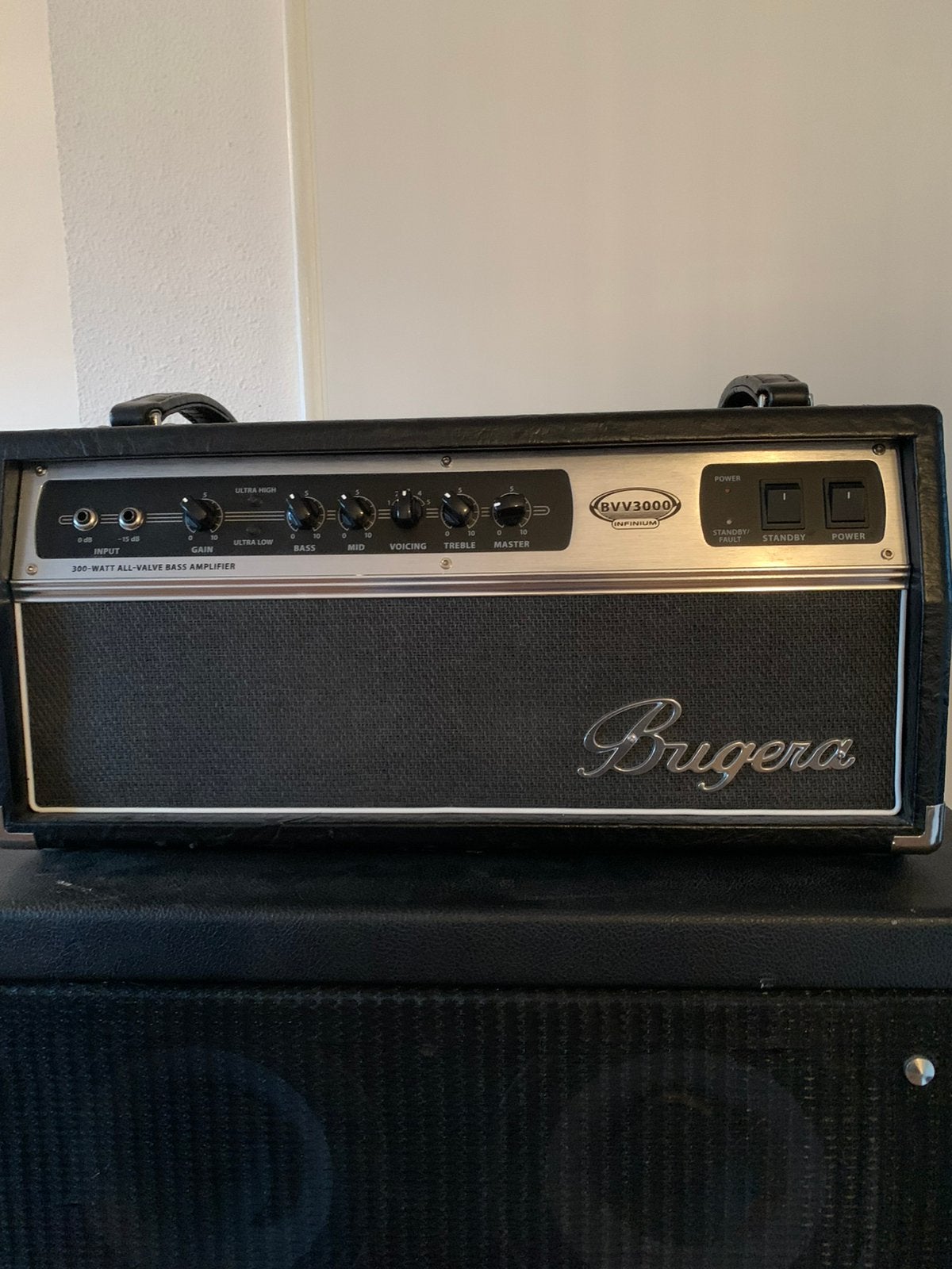 Ampeg svt clone van Bugera met 4x10 inch speaker cabinet, Ophalen, Gebruikt, Basgitaar, 100 watt of meer