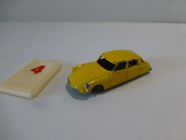 Matchbox No. 66 Citroën DS geel, Ophalen of Verzenden, Zo goed als nieuw, Auto