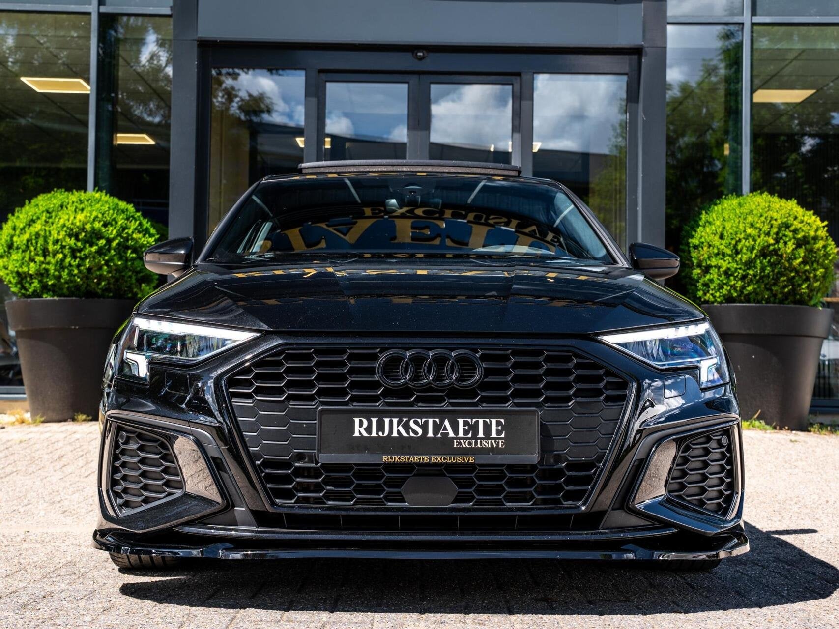 Audi A3 Sportback 35 TFSI S-LINE|PANO|SFEERVERL.|ACC|S3-LOOK, Auto's, 4 cilinders, 150 pk, Leder en Stof, Zwart