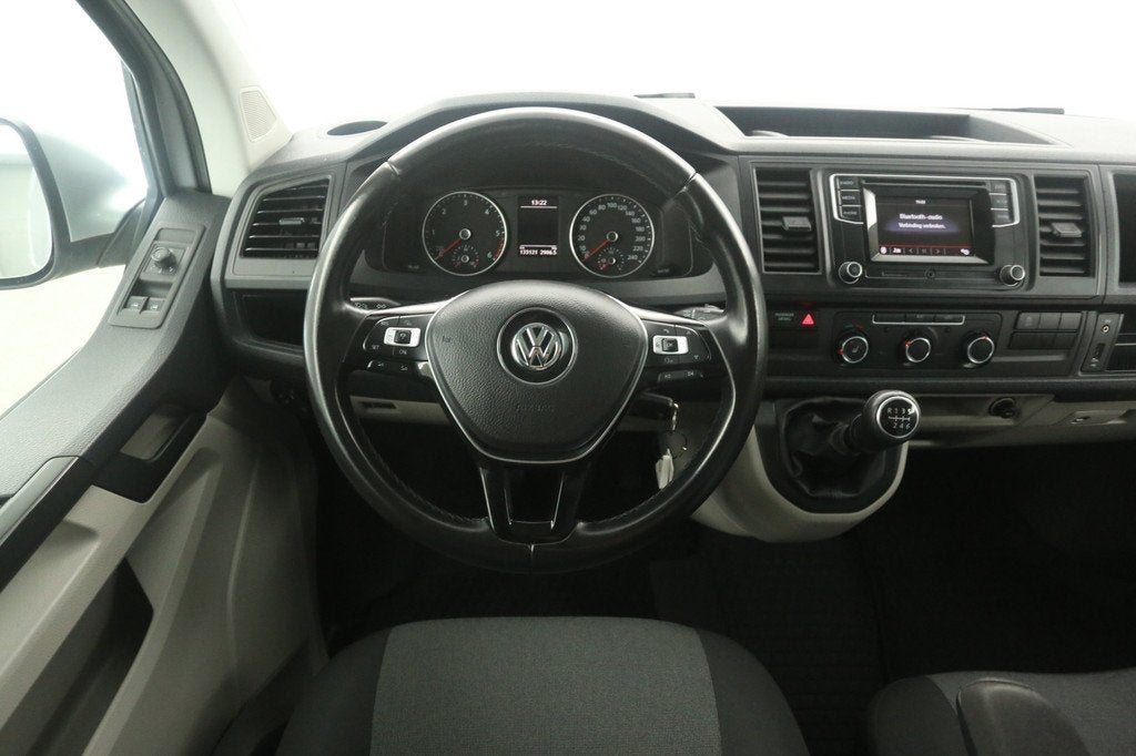 Volkswagen Transporter 2.0 TDI 150PK 2500KG Trekgew. L1H1 |, Stof, Gebruikt, 150 pk, Volkswagen
