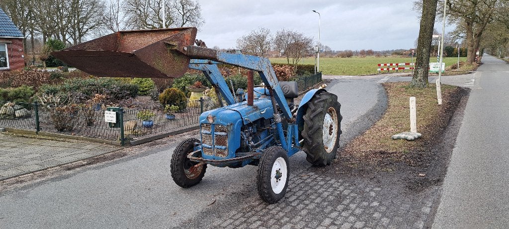 ford dexta met voorlader en Deutz  D  40, Ophalen, Gebruikt, Ford, Tot 80 Pk