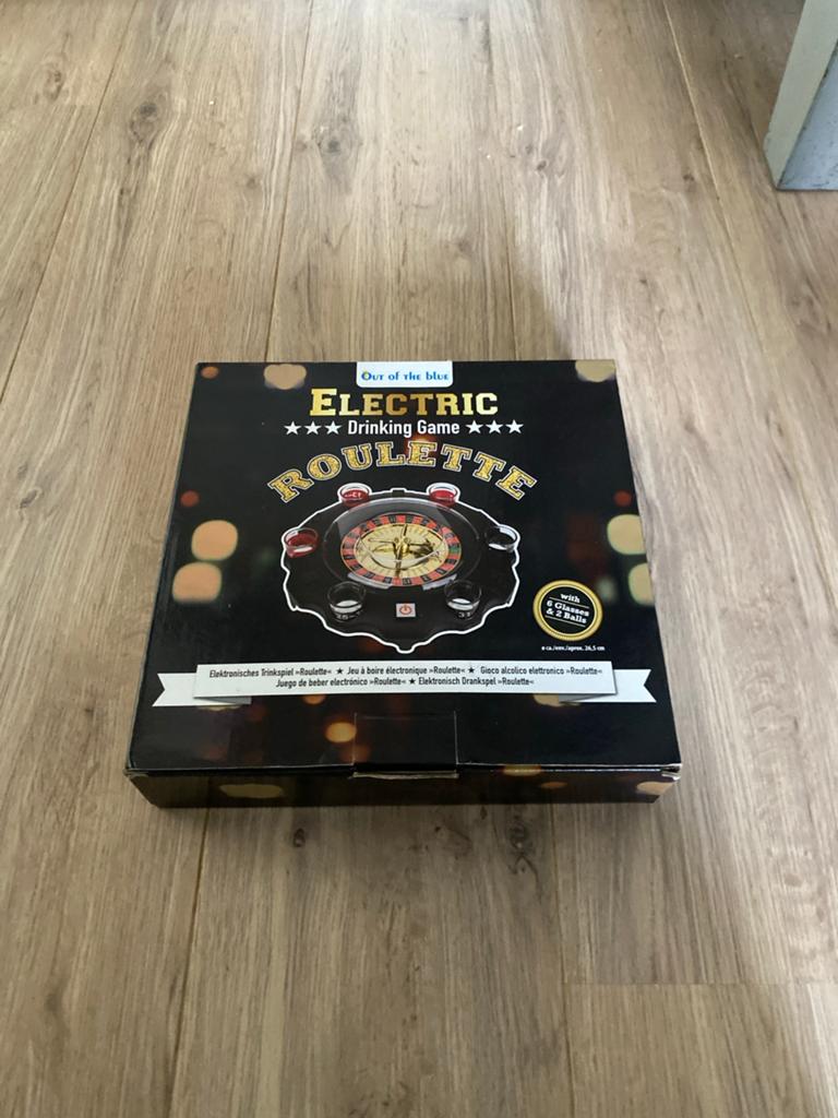 Electric Drinking Roulette Spel met Shotglaasjes, Vijf spelers of meer, Ophalen of Verzenden, Zo goed als nieuw