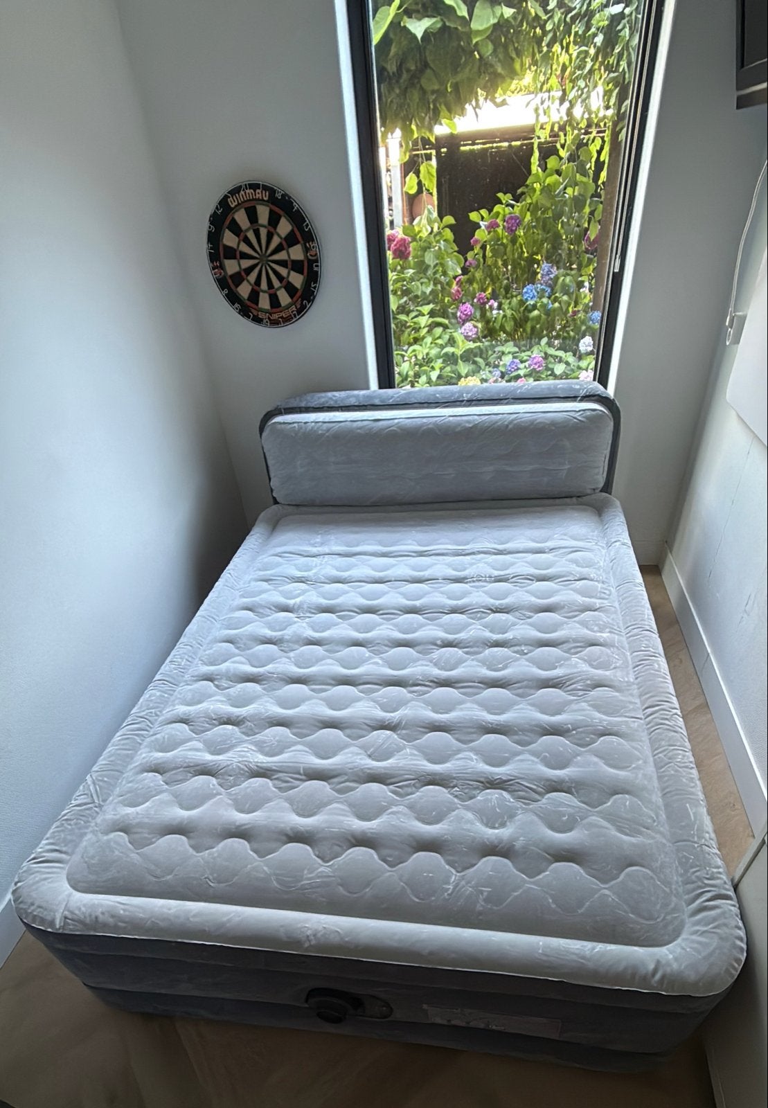 Intex Ultra Plush Headboard Airbed Queen - Luchtbed, Ophalen, Overige materialen, Tweepersoons, Zo goed als nieuw