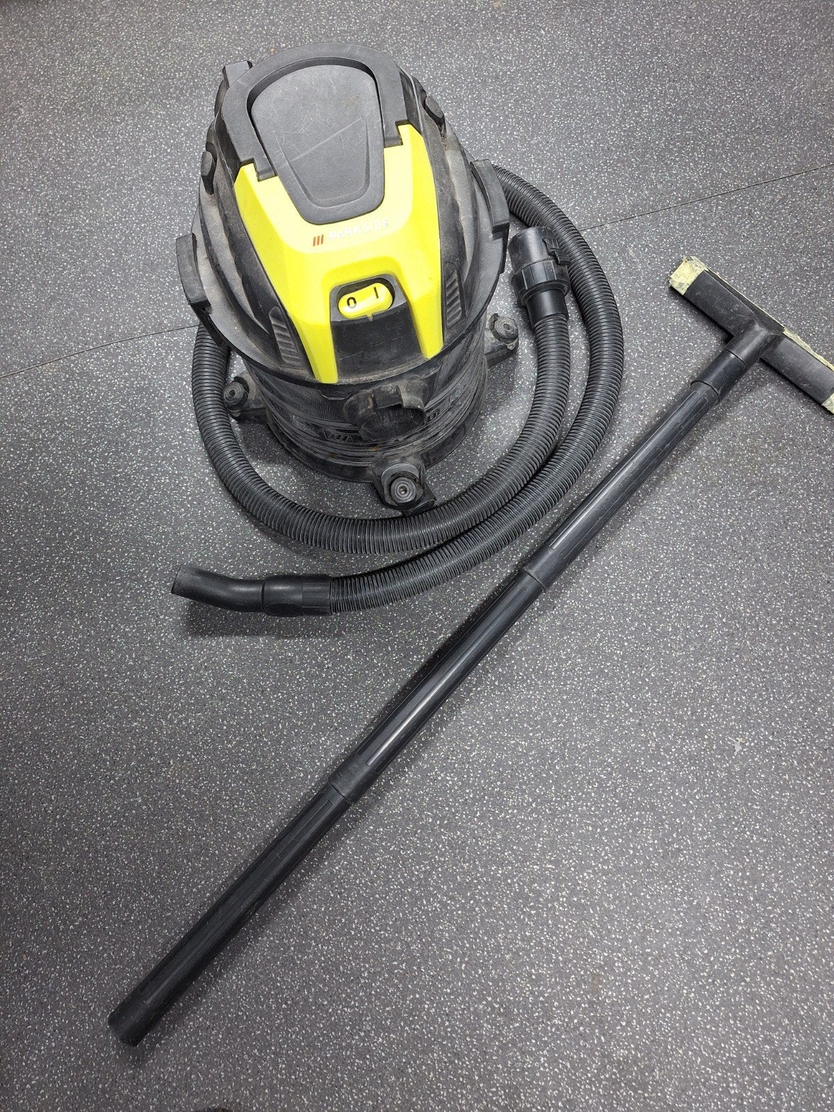 Parkside PWD 12 A1 Nat- en Droog kleine zuiger 1200W, Ophalen, Gebruikt, Industriële stofzuiger, Minder dan 1200 watt
