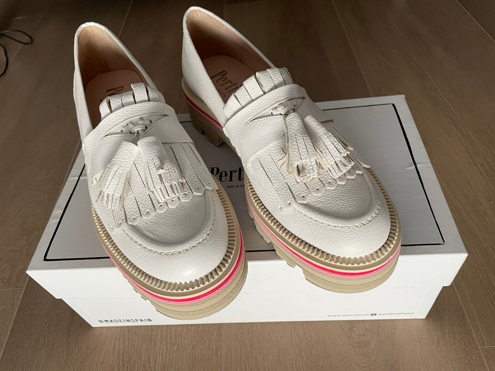 Pertini loafers mt 40 nieuw, Nieuw, Ophalen of Verzenden, Instappers, Beige