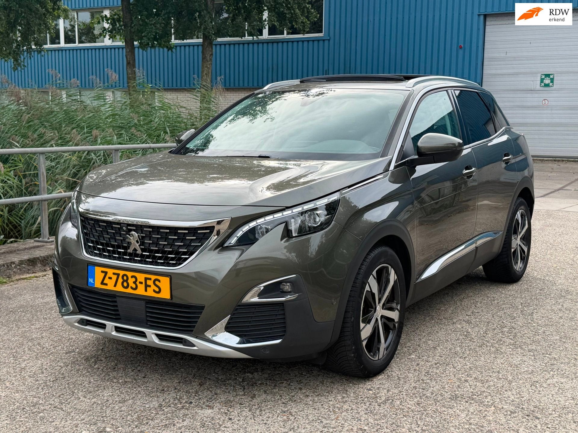 Peugeot 3008 1.2 PureTech Allure Automaat! Pano! LEER! Navi!, Gebruikt, Euro 6, 1199 cc, Leder en Stof