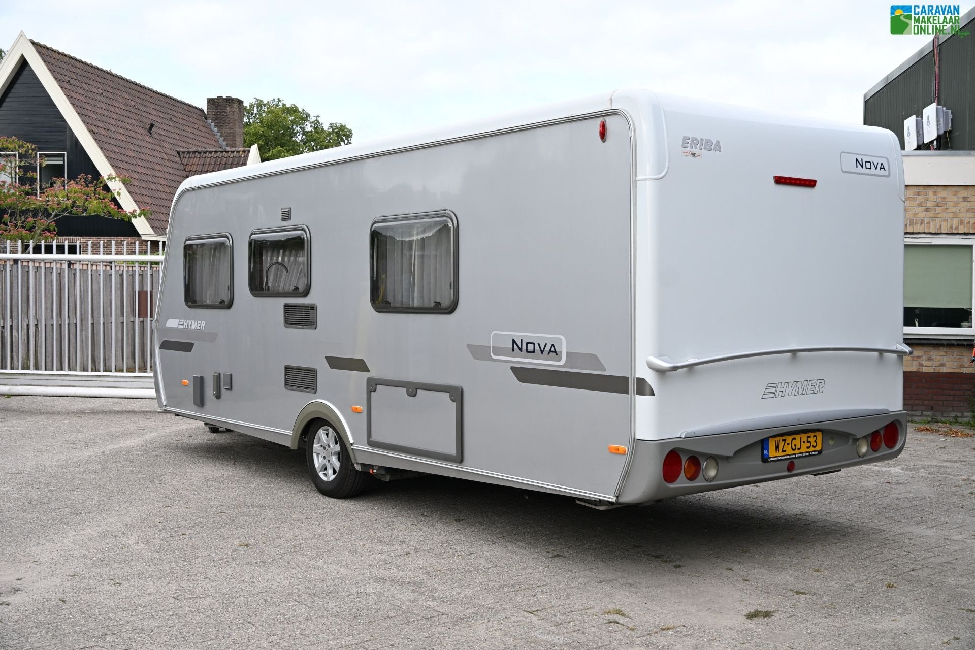 Eriba Nova S 580 Enkele bedden|Mover|Voortent, Standaardzit, Ringverwarming, Bedrijf, 6 tot 7 meter