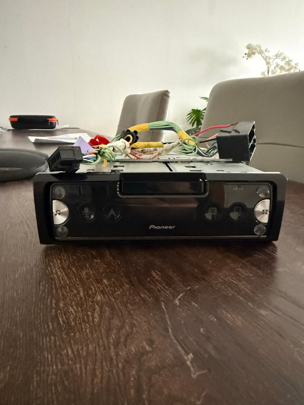 Pioneer SPH-10BT Autoradio met Smartphone Houder, Auto diversen, Ophalen, Zo goed als nieuw