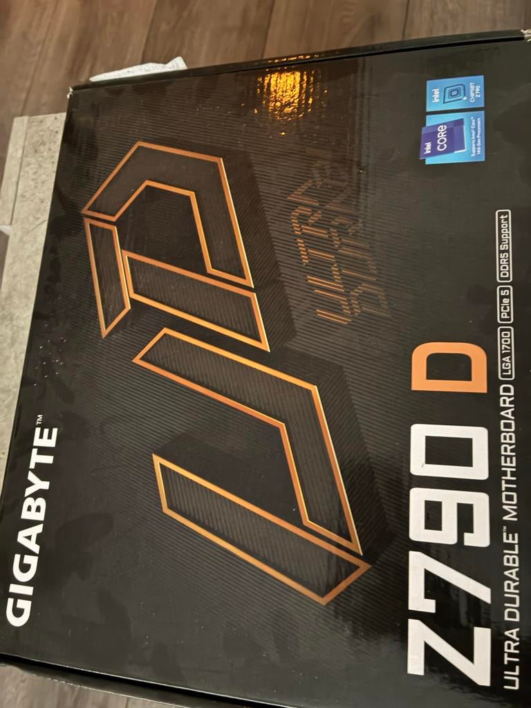 GIGABYTE Z790 D Moederbord - Nieuw met Amazon garantie, Computers en Software, Moederborden, Ophalen of Verzenden, Nieuw, Intel