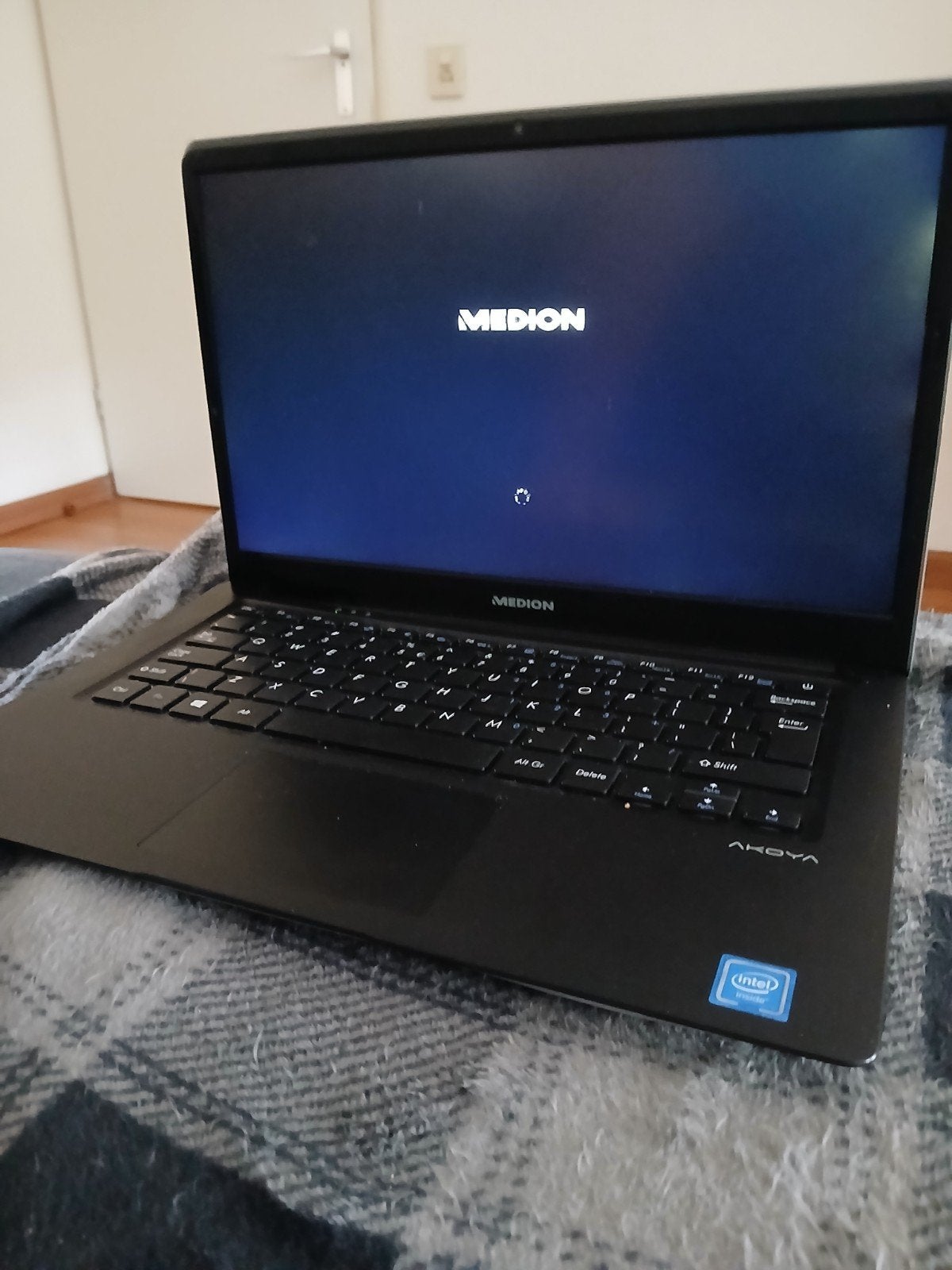 Medion akoya laptop, Ophalen, 256 GB of meer, 4 GB of minder