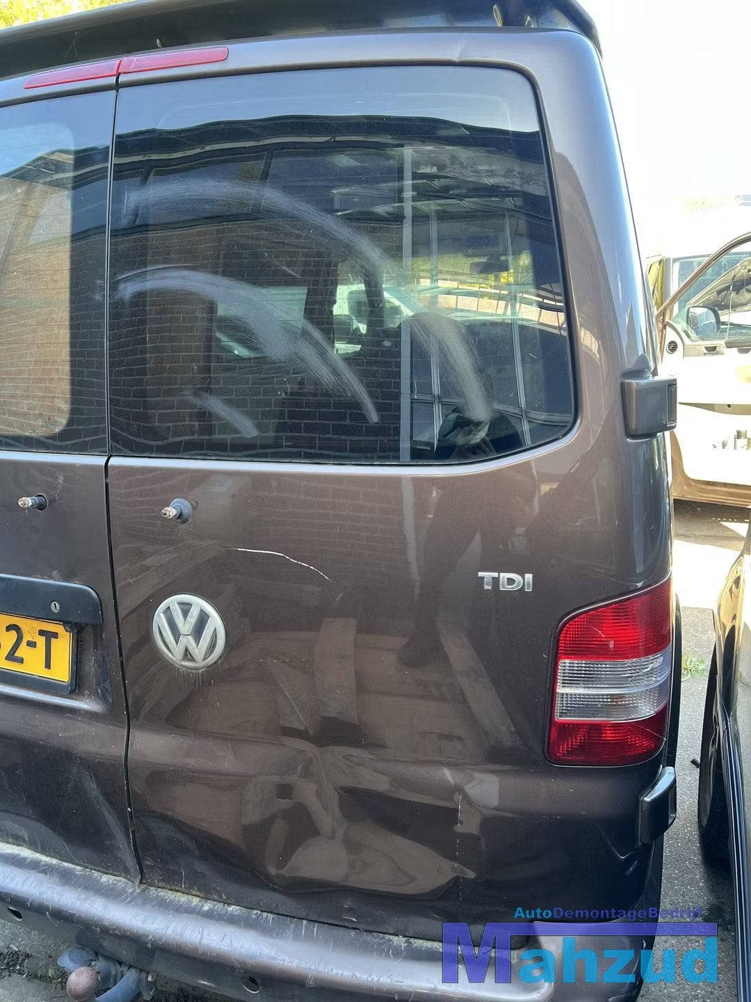 VW TRANSPORTER T5 5 bruin rechts achter deur 2003-2015, Gebruikt, Volkswagen AG, Achter, Berliner Ring 2
38440  Wolfsburg, DE