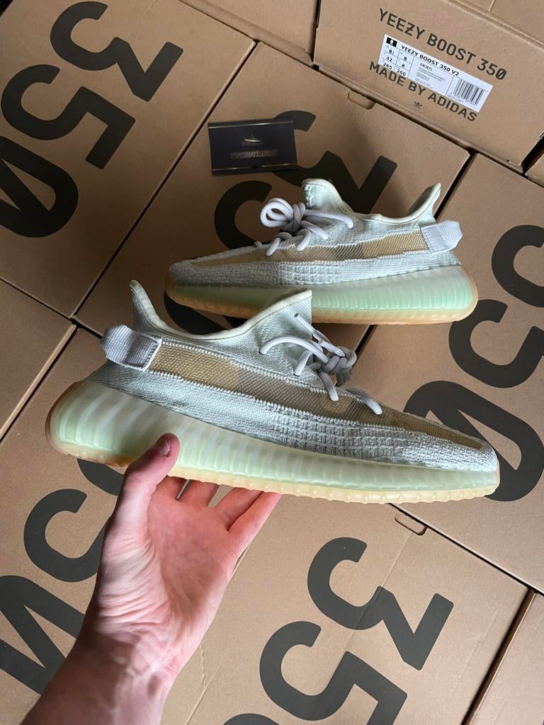 Adidas Yeezy Boost 350 V2 Hyperspace - Maat 37 1/3, Zwart, Nieuw, Ophalen of Verzenden, Sneakers of Gympen
