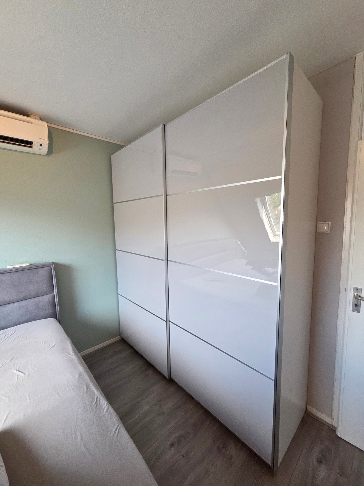 Ikea Pax Schuifdeuren Hoogglans Lichtgrijs 100x236cm, Huis en Inrichting, Kasten | Kledingkasten, Ophalen, 100 tot 150 cm, 200 cm of meer