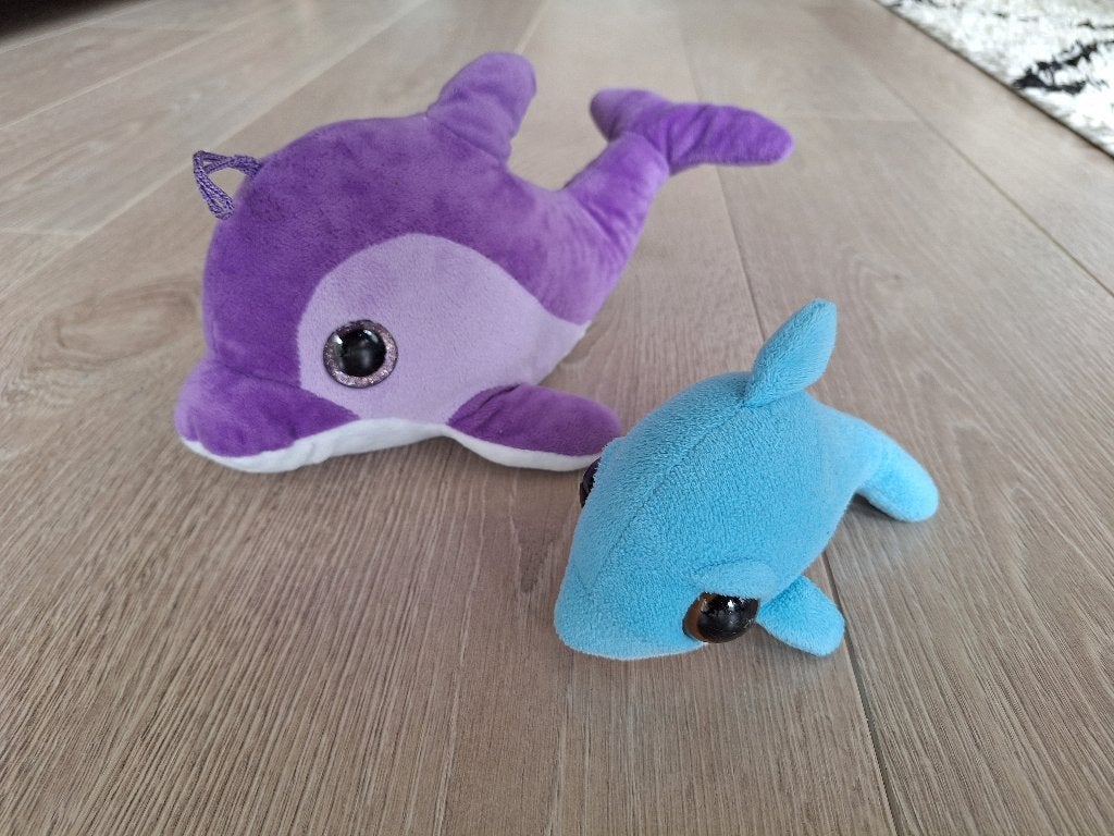 Knuffels Dolfijn (2 stuks), Ophalen of Verzenden, Gebruikt, Overige typen, Klein (minder dan 20 cm)