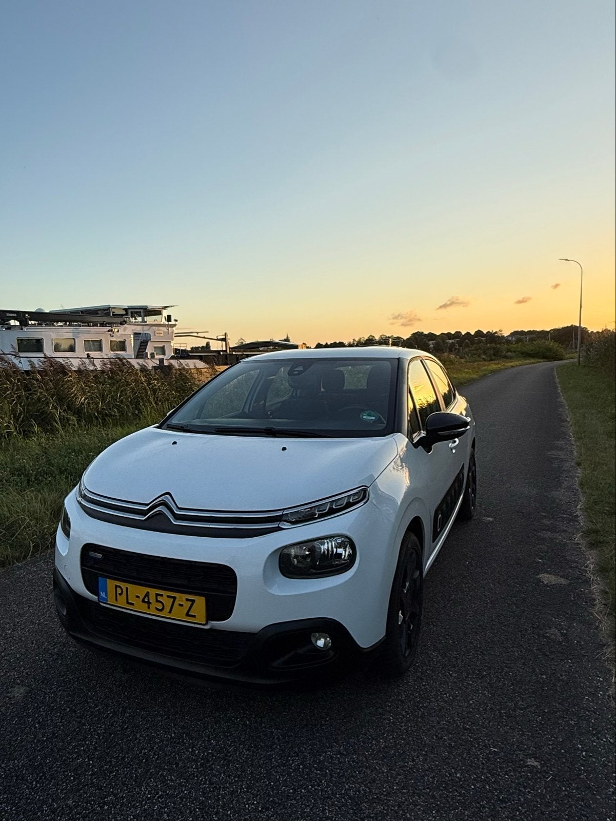 Citroën C3 1.2 Puretech 82pk 2017 Wit, Voorwielaandrijving, 450 kg, 40 €/maand, 1199 cc