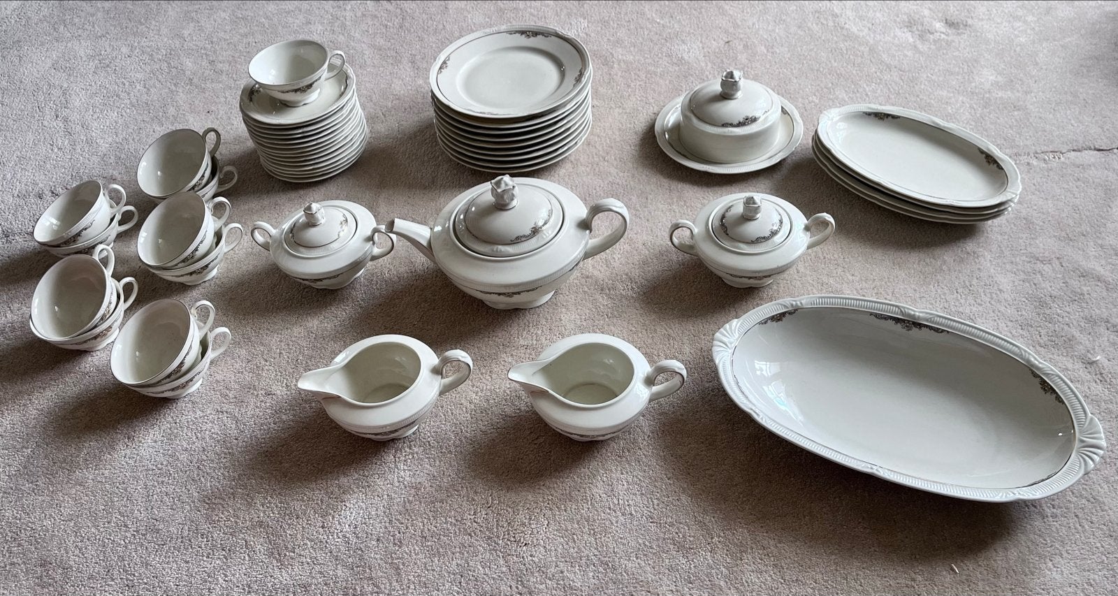 Vintage,  250 Jaar Zeh Scherser Bavaria Servies, Antiek en Kunst, Ophalen