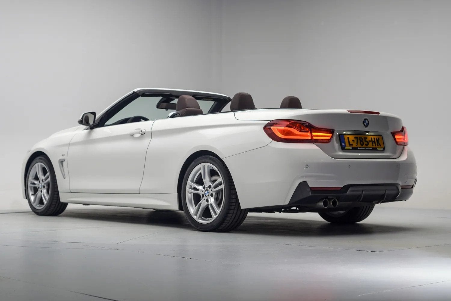 BMW 4 Serie CABRIO 420i M Sport High Executive Aut. [ Camera, Auto's, Automaat, 1998 cc, Gebruikt, Cabriolet