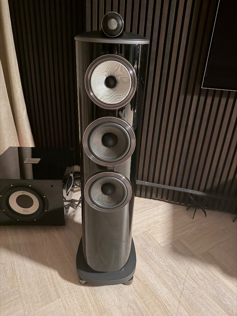 Bowers Wilkins 804 D4, Audio, Tv en Foto, Ophalen, Vloerstaande luidspreker, 120 tot 150 watt, Zo goed als nieuw