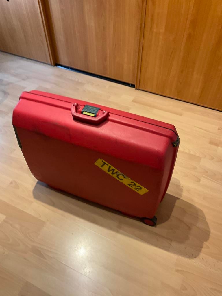 Samsonite harde kunstof koffer. Afm. 75 x 55cm, Hard kunststof, Zo goed als nieuw, 70 cm of meer, 55 cm of meer