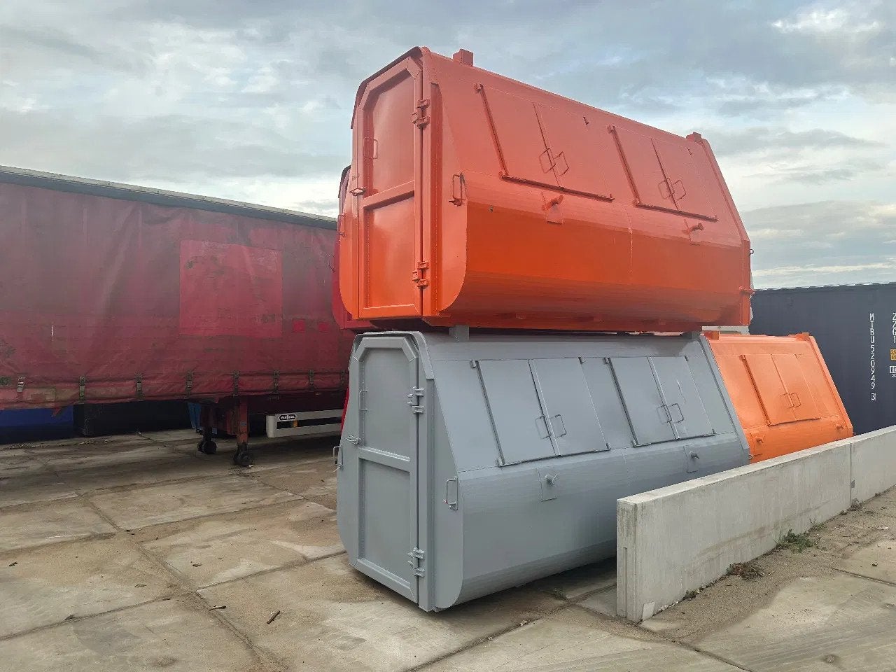 Sidalco 9m3 gesloten rond model (bj 2024)