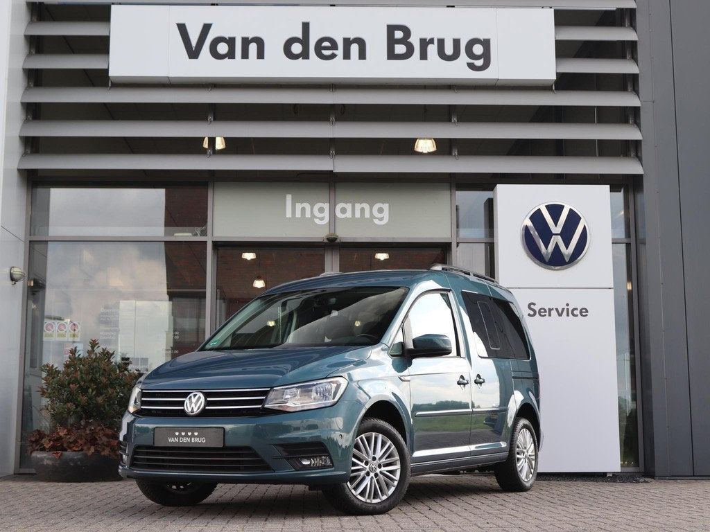 Volkswagen Caddy 1.4 TSI 125 pk DSG Comfortline 5P | Camera, Auto's, Volkswagen, Gebruikt, 4 cilinders, Parkeerassistent, 690 kg