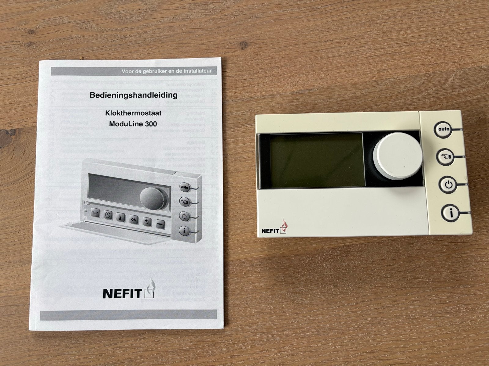 Nefit ModuLine 300 Klokthermostaat met handleiding, Doe-het-zelf en Verbouw, Ophalen of Verzenden, Slimme thermostaat, Gebruikt
