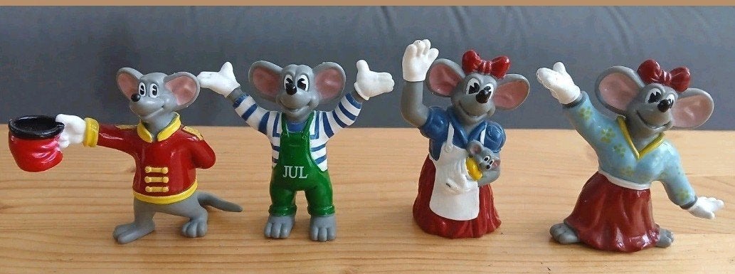 Jul en 3 andere muizen van Julianatoren in Apeldoorn, Ophalen of Verzenden, Zo goed als nieuw