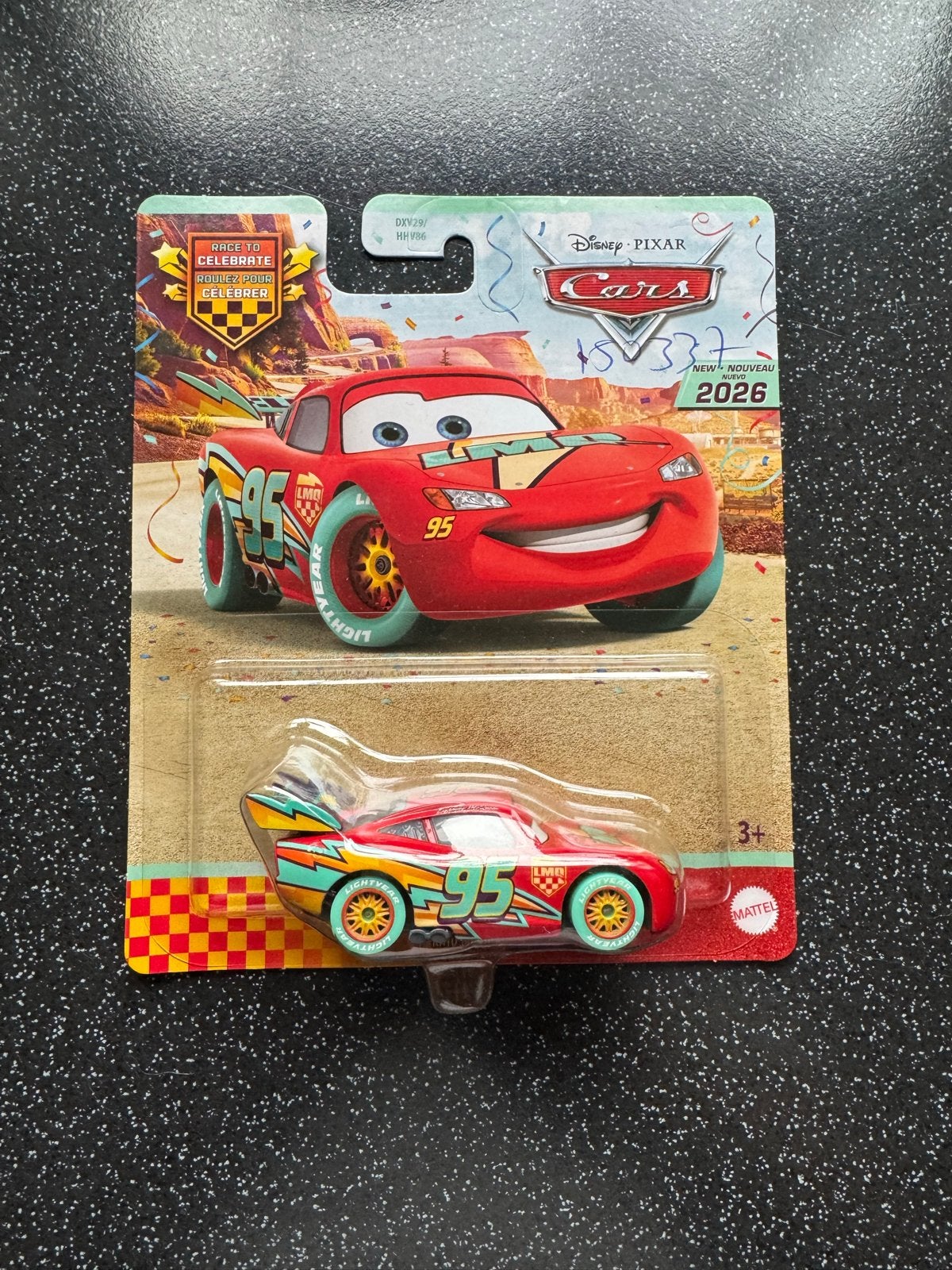 Disney Pixar Cars race to celebrate Bliksem McQueen, Ophalen of Verzenden, Nieuw