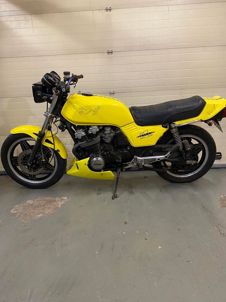 Honda 900 Boldor, 4 cilinders, Meer dan 35 kW, Toermotor