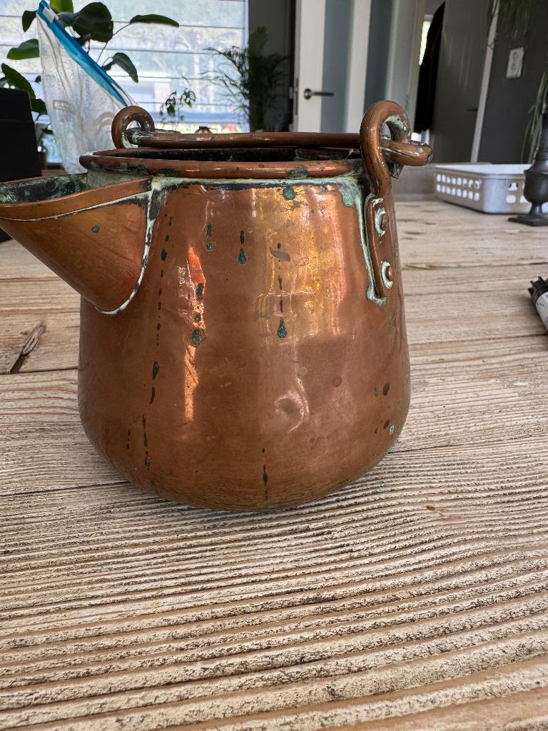 Antieke Handgesmede Roodkoperen Gietkan – Waterdicht Unicum, Antiek en Kunst, Ophalen, Brons