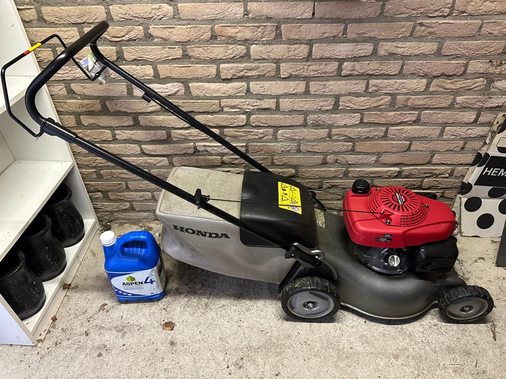 Honda IZY GCV160 Benzine Grasmaaier - Easy Start, Ophalen, Cirkelmaaier, Gebruikt, 40 t/m 49 cm