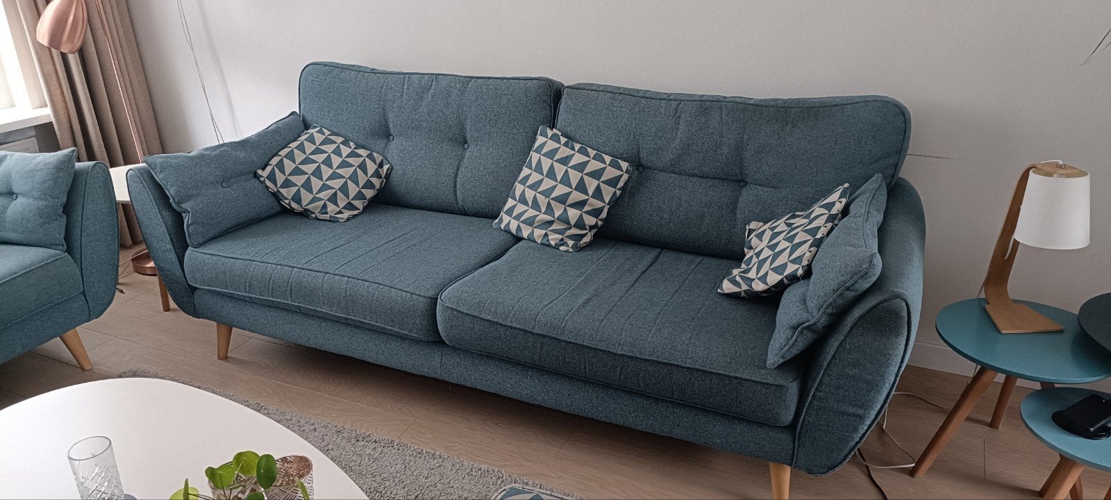 Gratis DFS Zinc 2 en 3 zitsbank - 10 jaar oud, afhalen vr 23, Huis en Inrichting, Ophalen, Gebruikt, Overige maten, 75 tot 100 cm