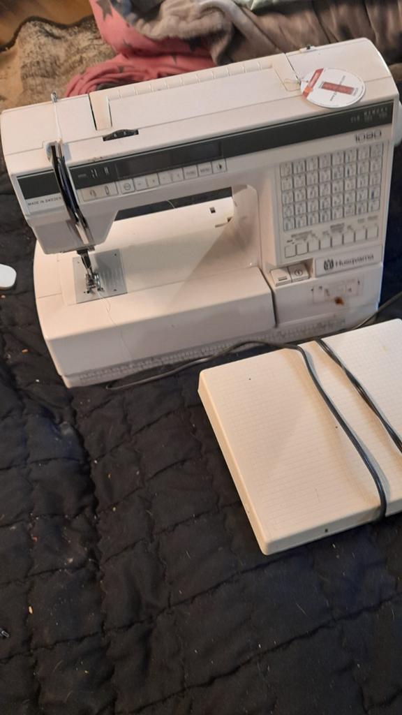 Husqvarna Naaimachine 1090 - Gebruikt, Ophalen of Verzenden