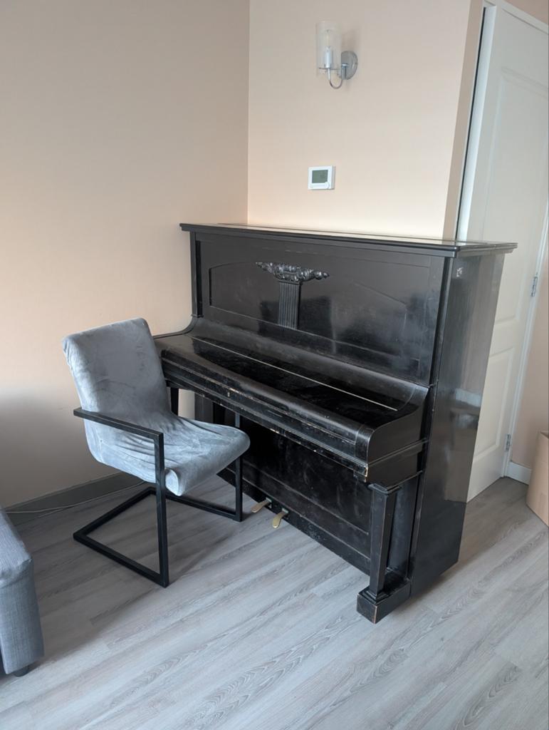 Antieke Zwarte Piano - Gebruikt, Muziek en Instrumenten, Piano's, Ophalen