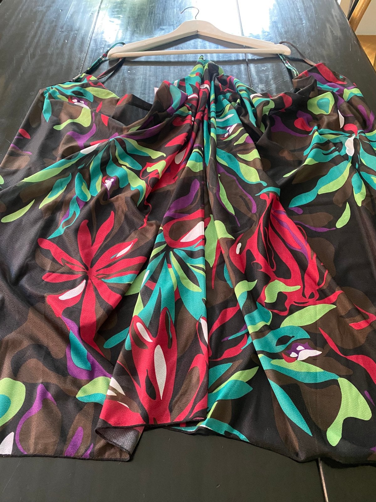Mooie Pareo van Saress maat 38/40, Ophalen of Verzenden, Nieuw, Overige kleuren, Overige typen