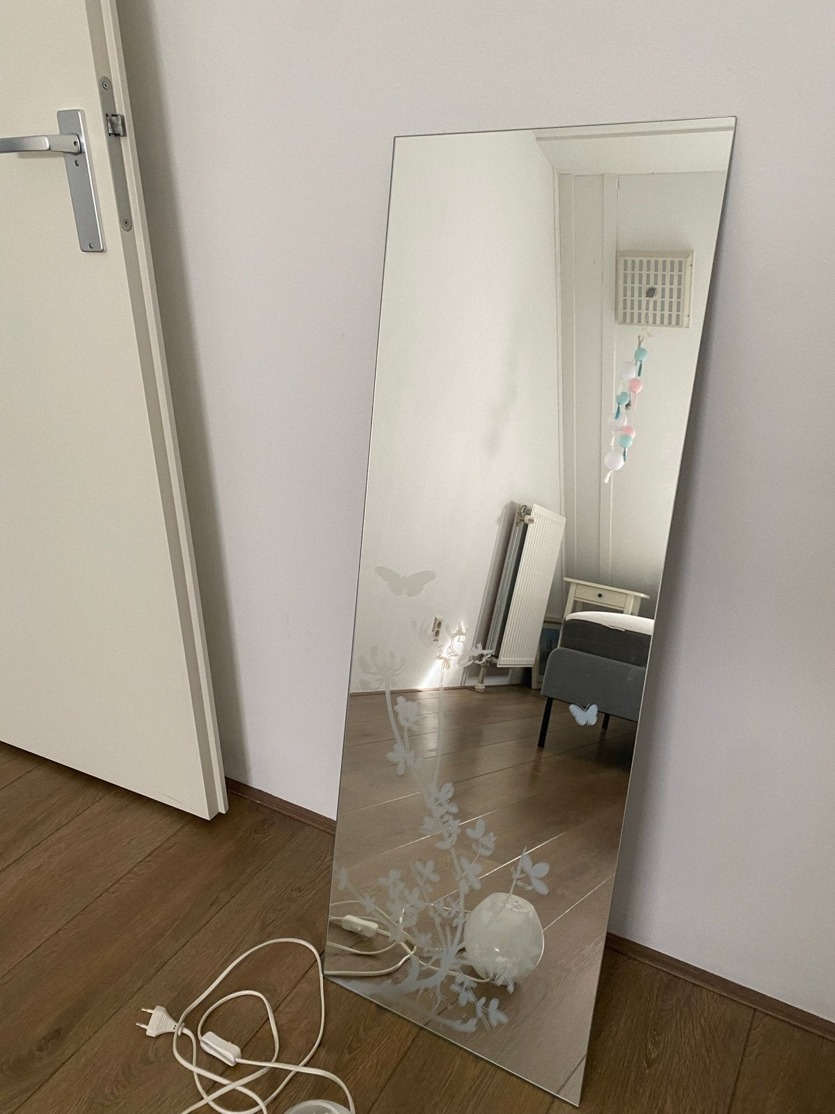 IKEA Grote spiegel met vlinder- en bloemmotief, Huis en Inrichting, Ophalen, Gebruikt, 150 tot 200 cm, Rechthoekig
