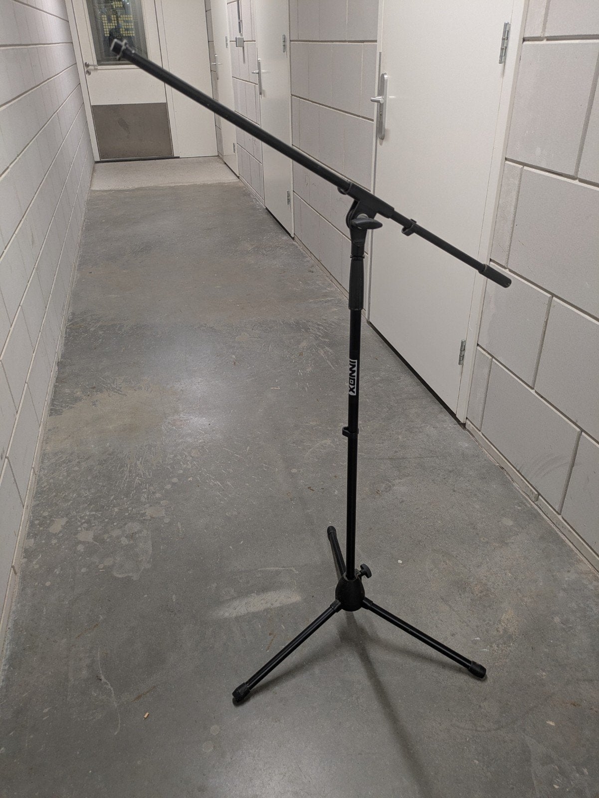 Innox IVA 02 Lichtgewicht Microfoonstatief, Muziek en Instrumenten, Ophalen, Zo goed als nieuw, Overige typen