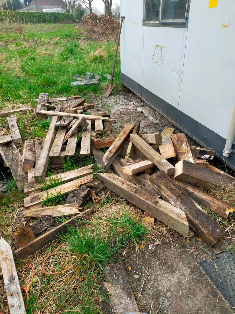 Haardhout gratis op te halen, Tuin en Terras, Haardhout, Minder dan 3 m³, Ophalen of Verzenden