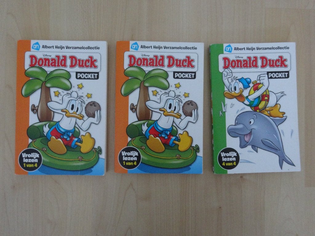 Donald Duck AH pocket nr 1 en 4, Boeken, Eén stripboek, Ophalen of Verzenden, Zo goed als nieuw