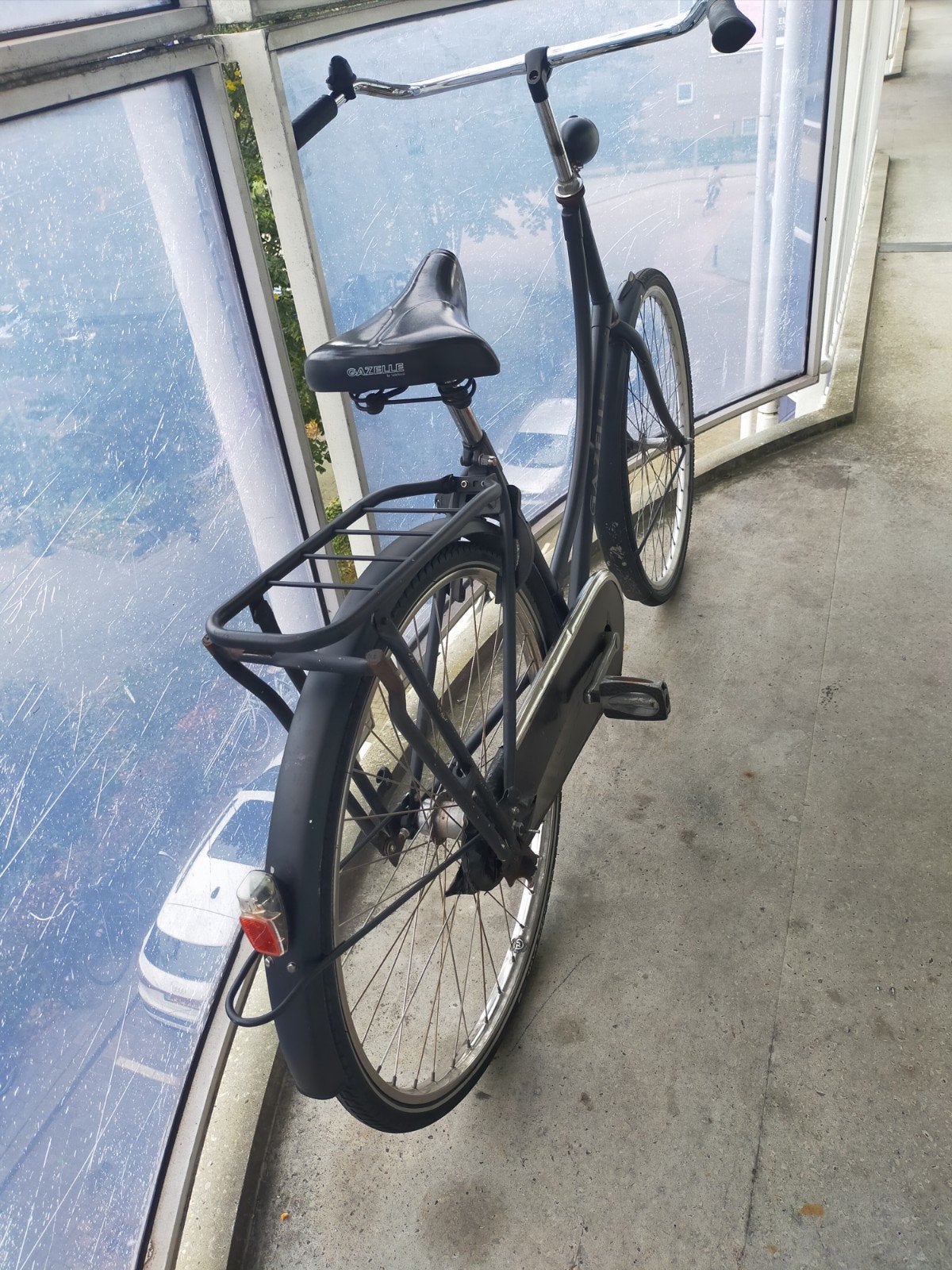 Gazelle Omafiets te koop met slot erbij!, Fietsen en Brommers, 56 cm of meer, Ophalen, Gebruikt, Gazelle