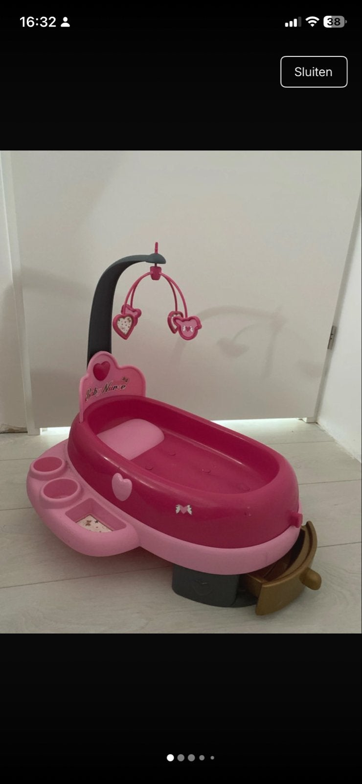 Roze poppenbedje met mobiel en opbergruimte, Ophalen, Gebruikt, Overige typen
